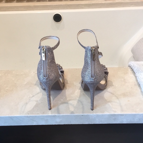 Jessica Simpson NWT sexy sparkly shoes - Picture 2 of 6